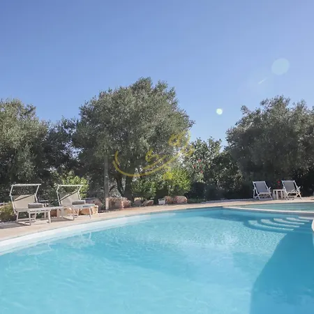 Td Trulli Di Bouganville With Large Amazing Pool Monopoli