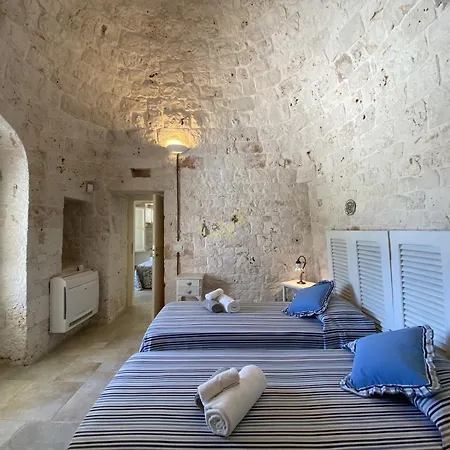 Td Trulli Di Bouganville With Large Amazing Pool